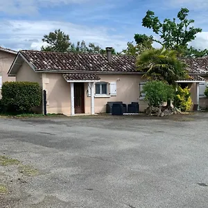 Petite Maison Dans Un Village Du Gers Hébergement de vacances